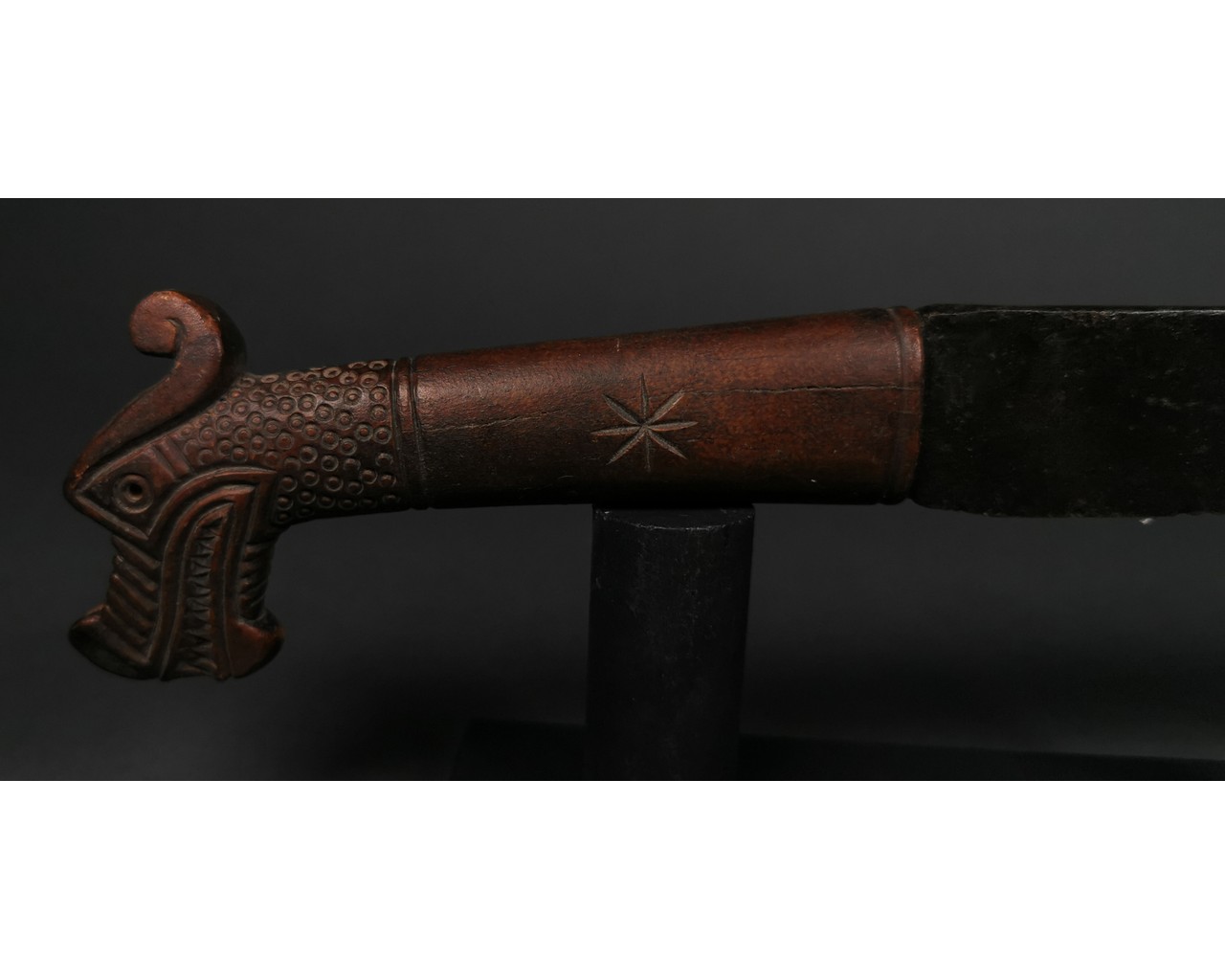 VIKING IRON KNIFE WITH DRAGON HANDLE - Image 5 of 5