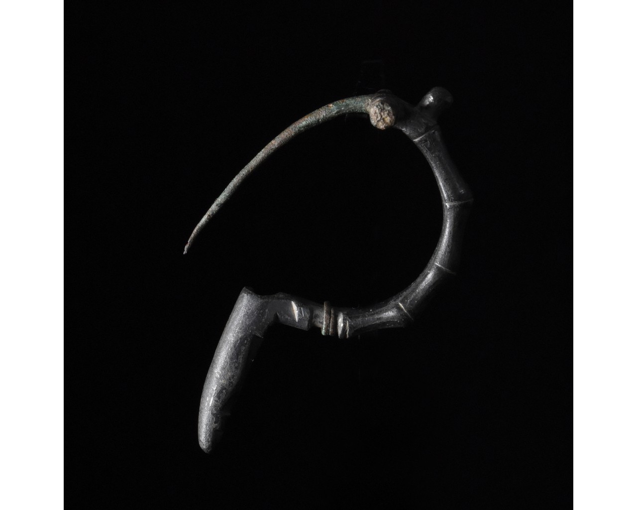 ROMAN SILVERED CROSSBOW BROOCH - Image 4 of 4