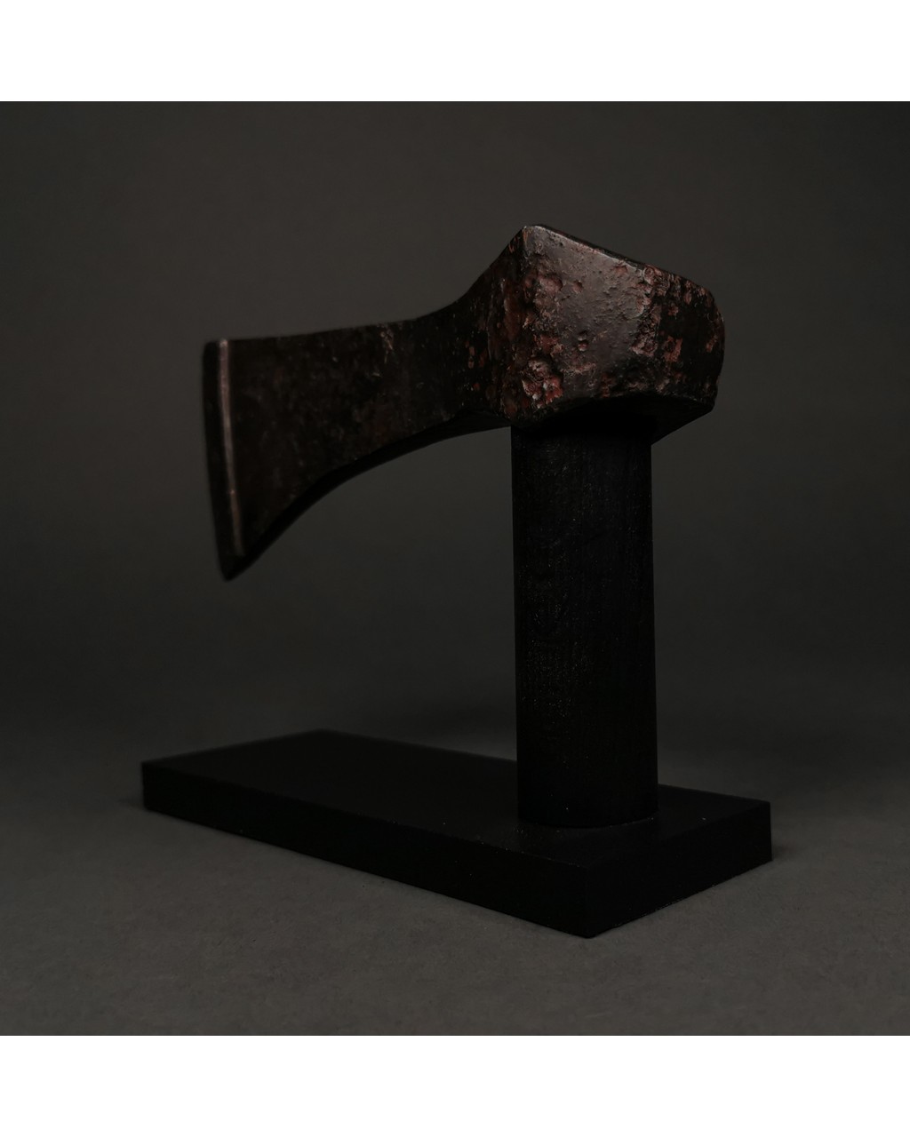 VIKING IRON BATTLE AXE ON STAND - Image 3 of 5