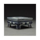 A BLUE AND WHITE PORCELAIN TRAY, CHINA