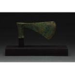 BEAUTIFUL BRONZE AGE BATTLE AXE HEAD