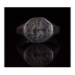 ROMAN SILVER RING WITH GALOPPING HORSE