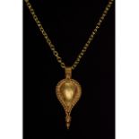 ROMAN GOLD PENDANT