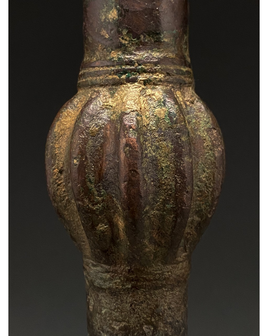 BRONZE AGE DECORATED MACE HEAD ON STAND - Image 5 of 6