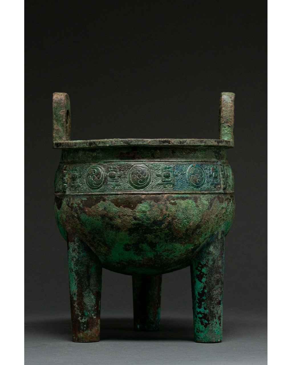 CHINA, LATE SHANG DYNASTY BRONZE DING VESSEL - XRF TESTED