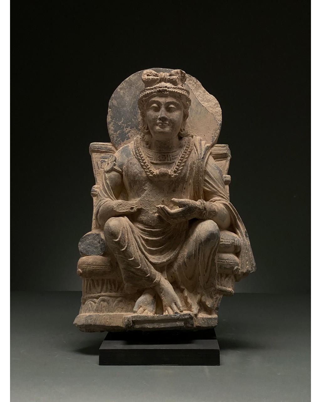 GANDHARA SCHIST STONE FIGURE OF SEATED BUDDHA