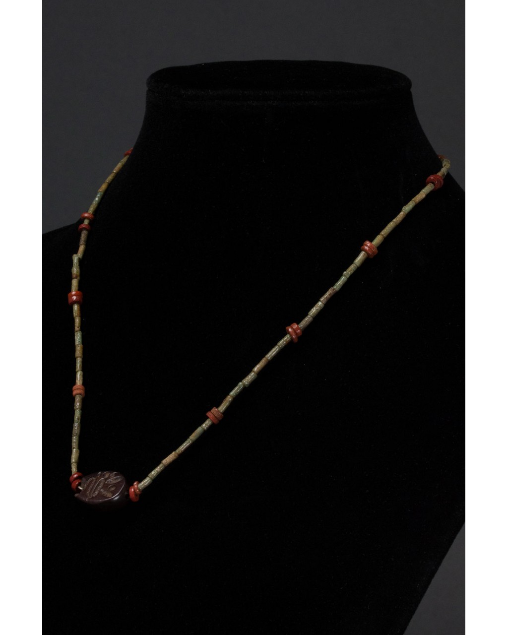 EGYPTIAN BEADED NECKLACE WITH AMULET - Image 3 of 7