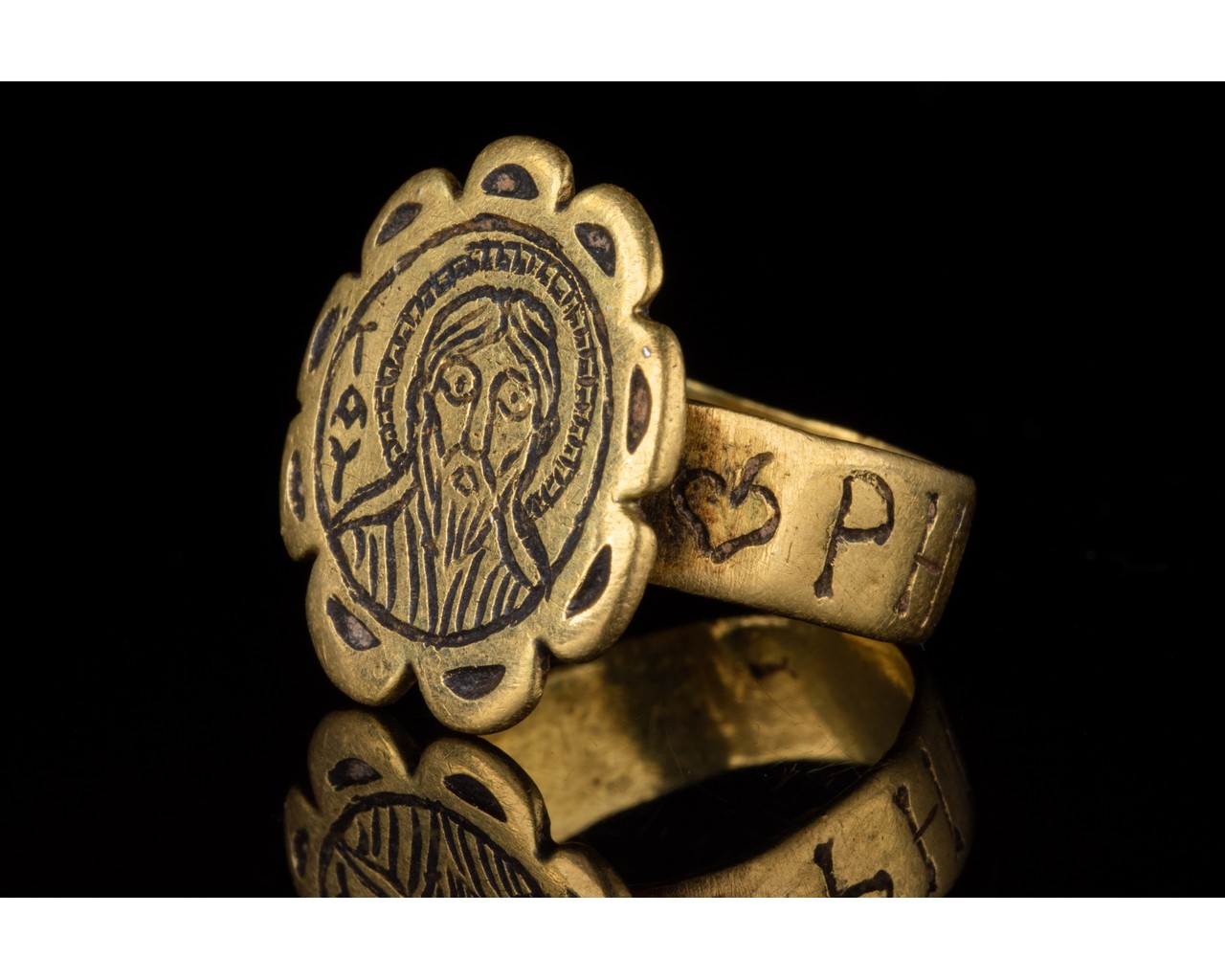 BYZANTINE GOLD AND NIELLO RELIGIOUS RING - XRF TESTED - Image 2 of 11