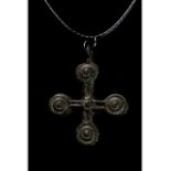 MEDIEVAL BRONZE CROSS PENDANT