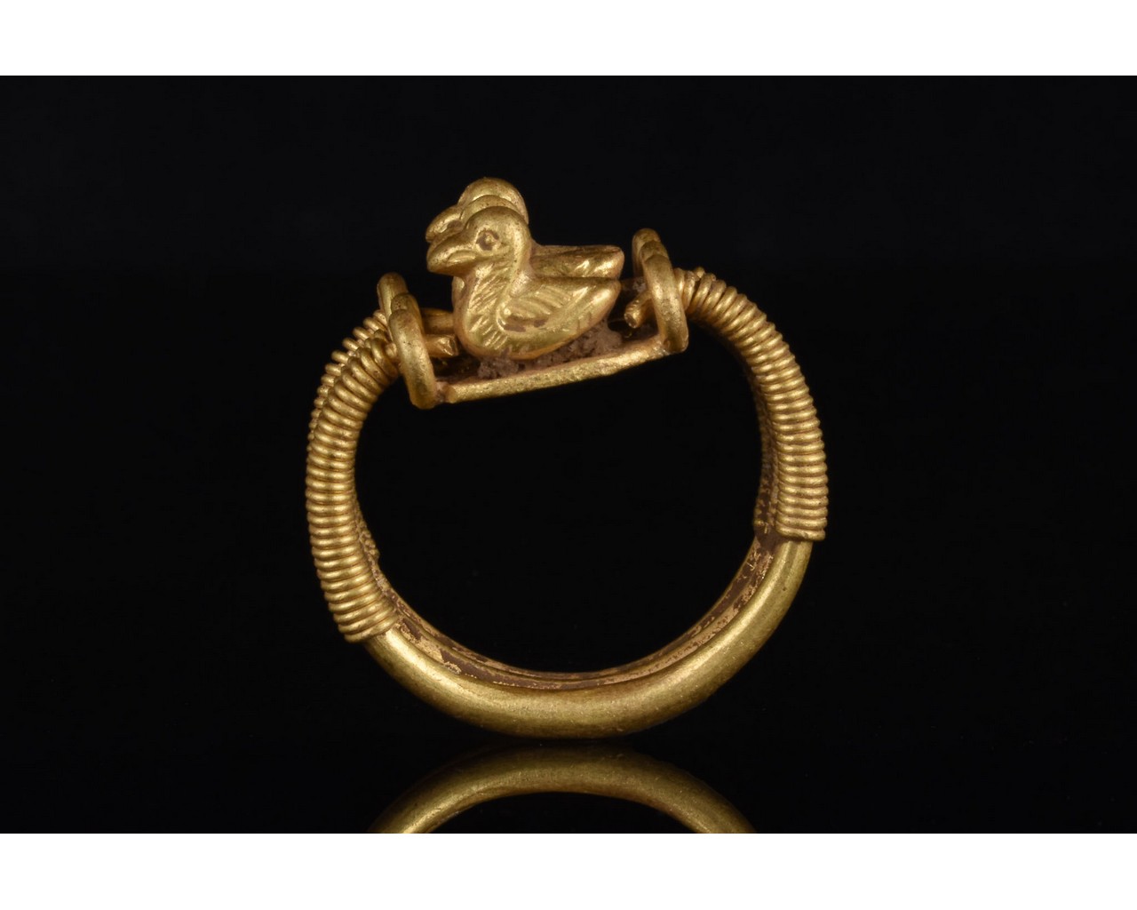 RARE CELTIC IRON AGE GOLD RING WITH DUCKS - XRF TESTED - Image 3 of 9