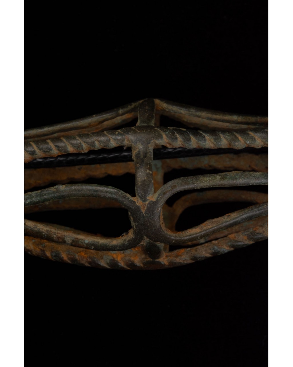 BRONZE AGE "CAGE" PENDANT - Image 4 of 4