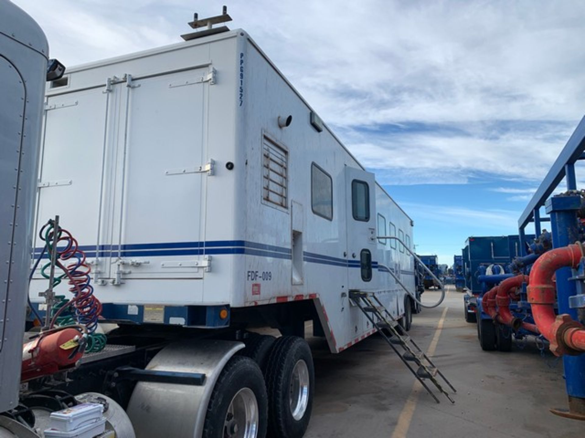 Located in YARD 2 - Odessa, TX (FDF009) 2014 GENERAL 40' T/A COMMAND CENTER/ DATA VAN TRAILER W/ - Image 4 of 7