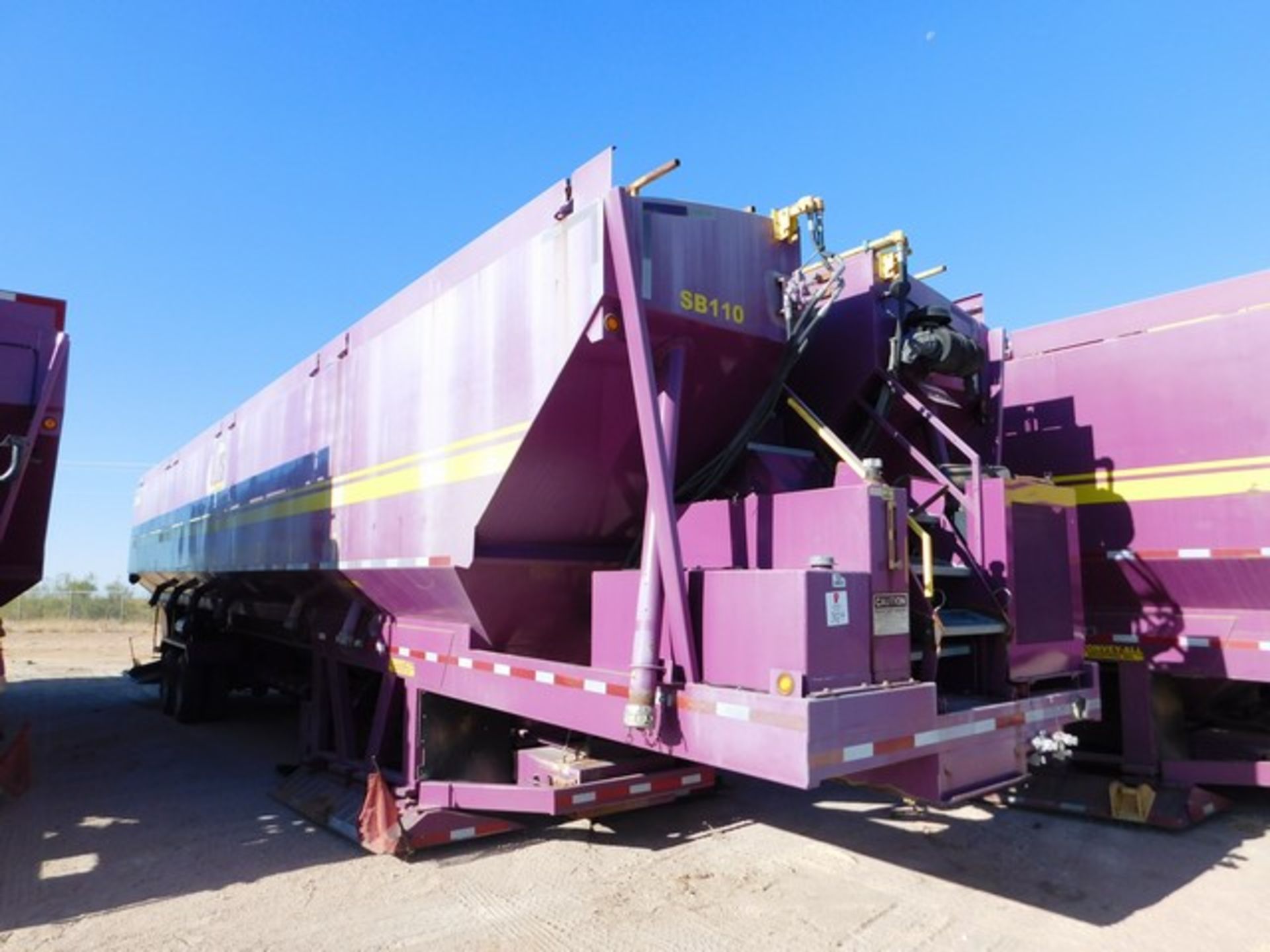 Located in YARD 2 - Odessa, TX (FSF010) (X) 2011 CONVEY ALL SK4000 SAND KING, SN- 2610106147,
