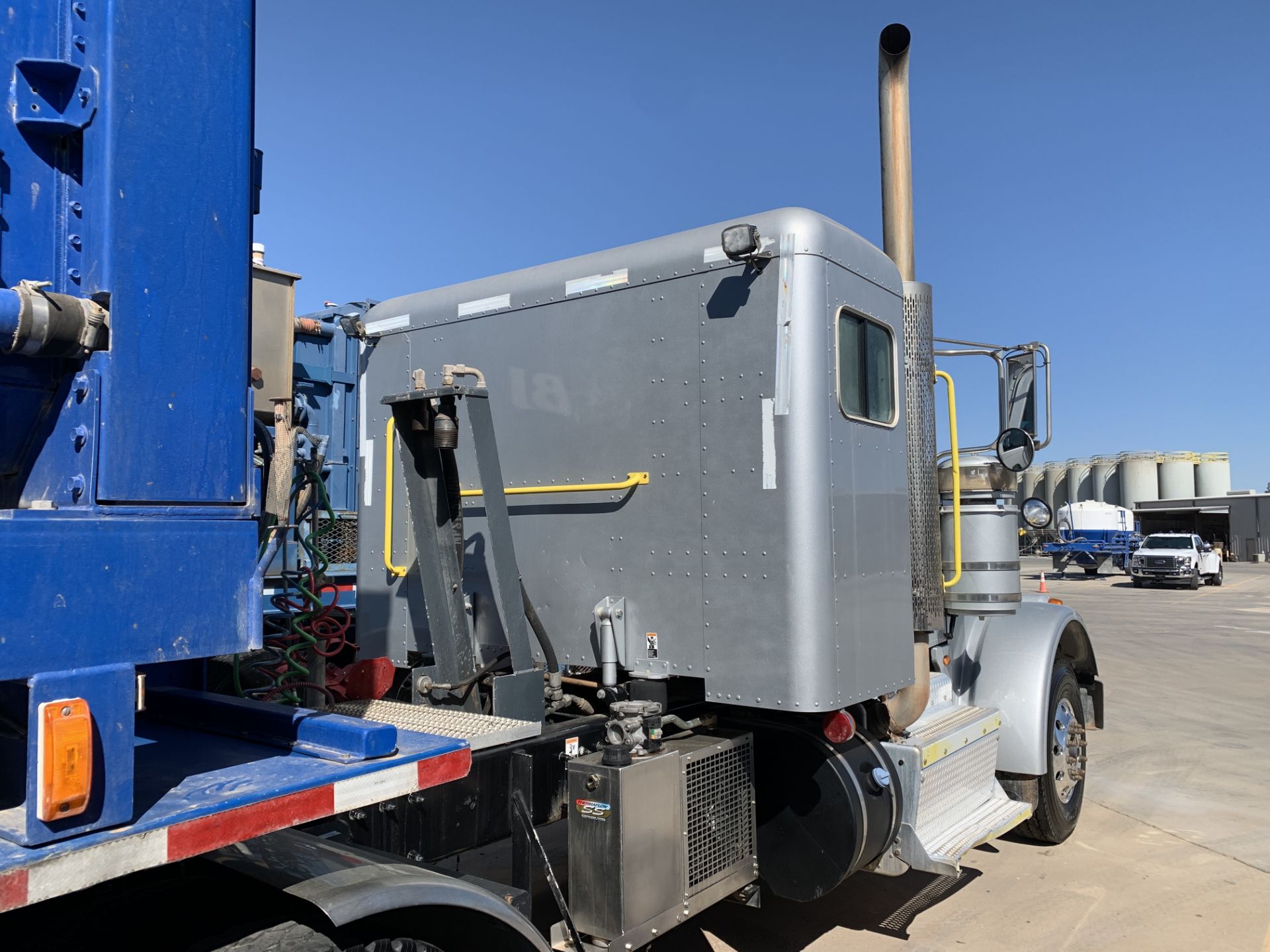 Located in YARD 2 - Odessa, TX (TRH044) (X) 2014 PETERBILT 367 T/A SLEEPER HAUL TRUCK, VIN- - Bild 13 aus 13