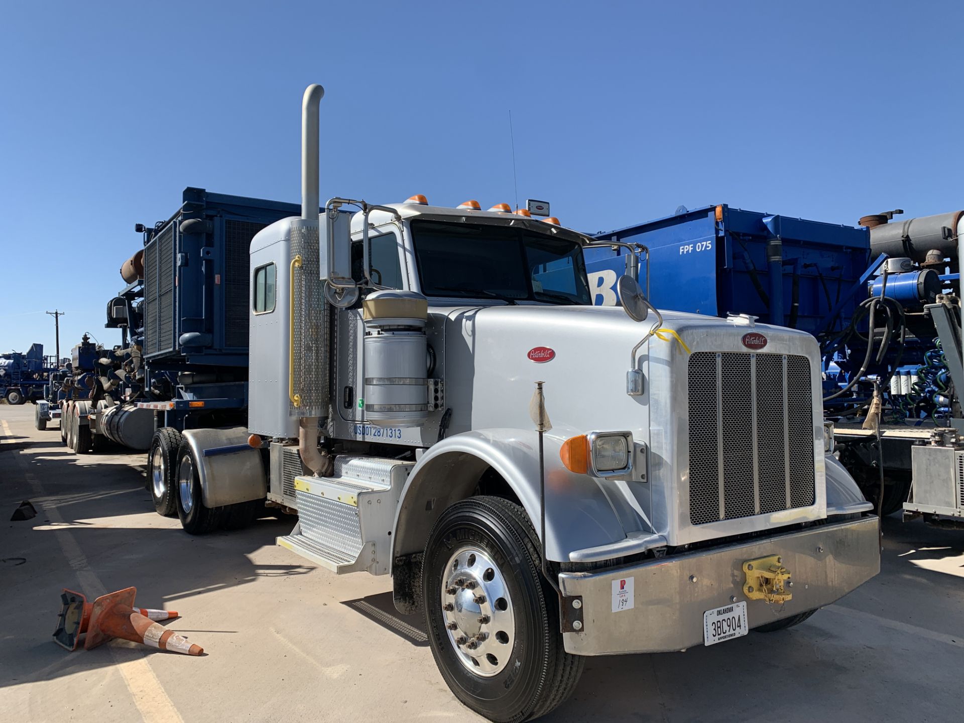 Located in YARD 2 - Odessa, TX (TRH115) (X) 2013 PETERBILT 367 T/A SLEEPER HAUL TRUCK, VIN-