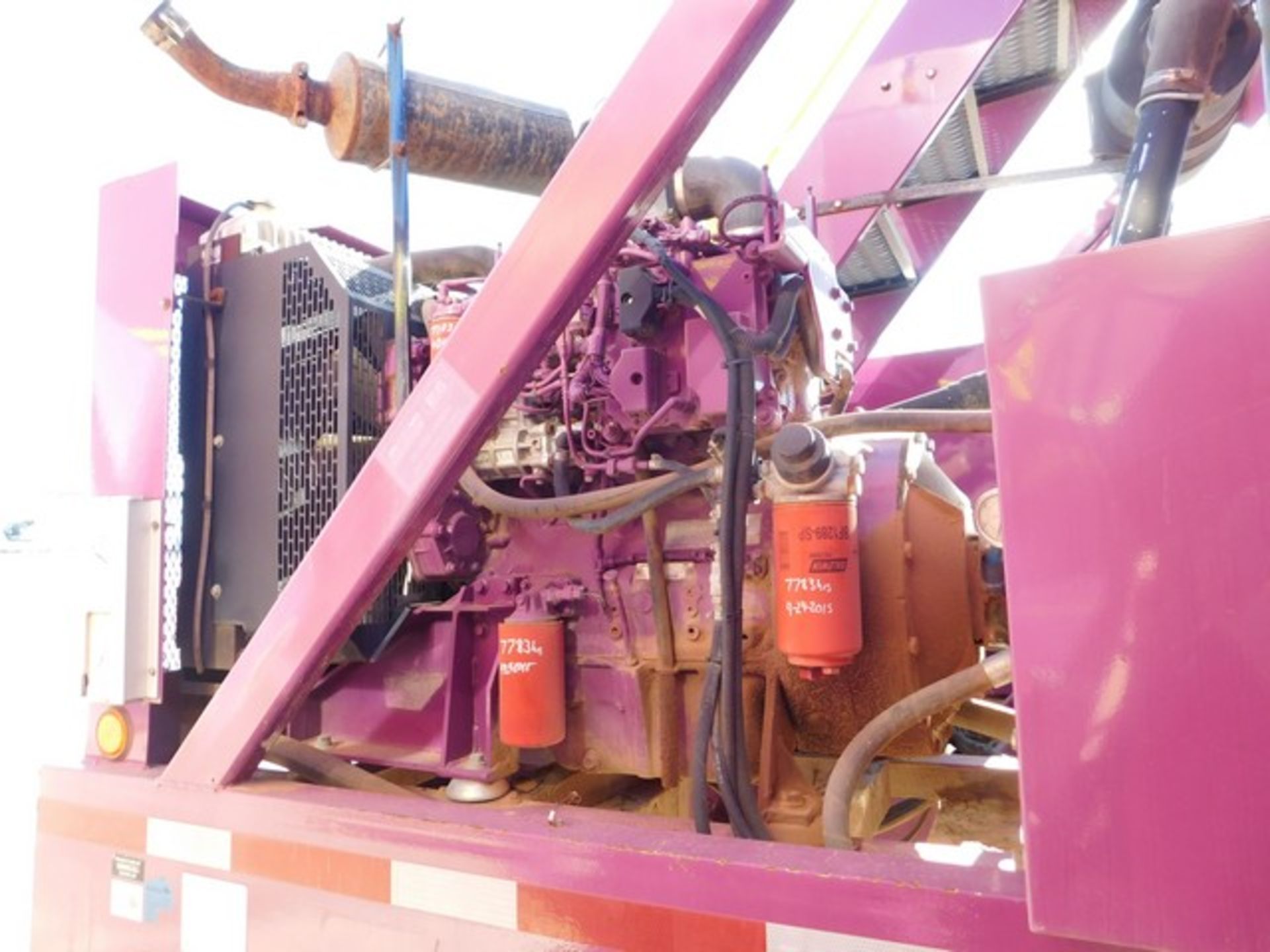 Located in YARD 2 - Odessa, TX (FSF004) (X) CONVEY ALL SK3000 SAND KING, SN- 261010614, HYDRAULICS - Bild 2 aus 4