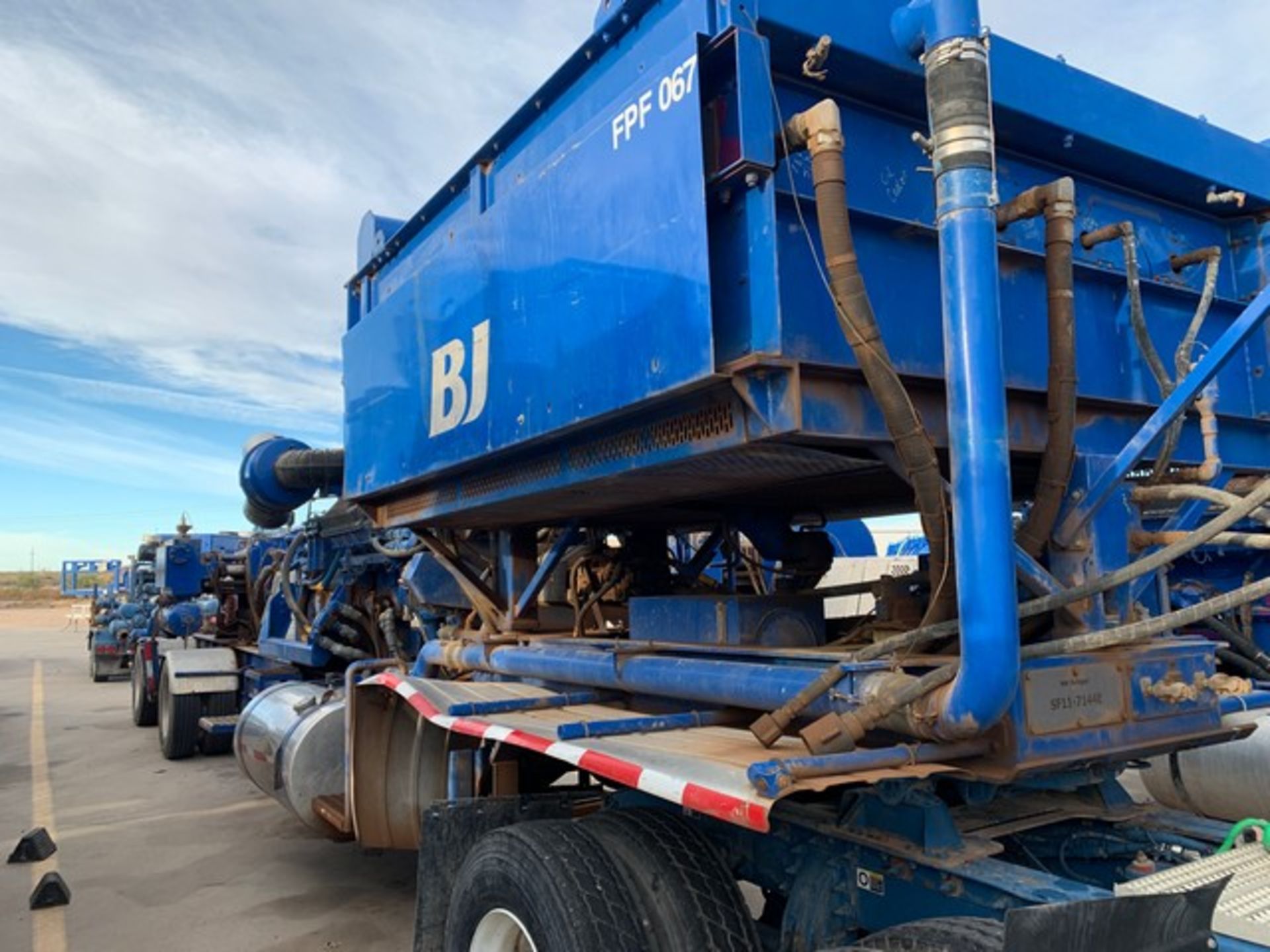 Located in YARD 2 - Odessa, TX (FPF067) 2018 GARDNER DENVER 2250T TRIPLEX FRAC PUMP, P/B CUMMINS - Image 7 of 9