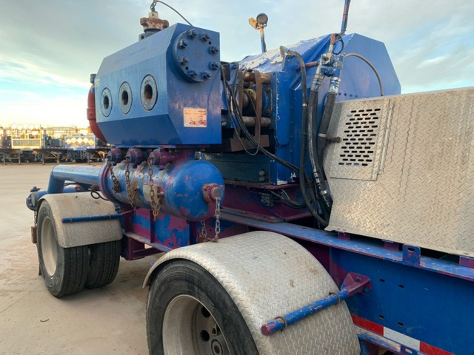 Located in YARD 2 - Odessa, TX (FPF073) 2012 SPM TWS2400 TRIPLEX FRAC PUMP, P/B CUMMINS QSK50 DIESEL - Image 3 of 7