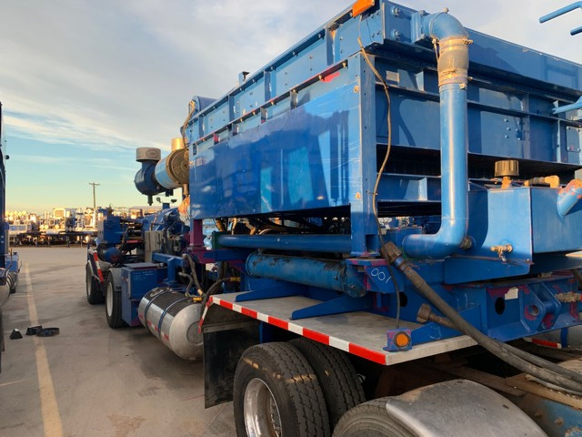 Located in YARD 2 - Odessa, TX (FPF001) 2011 GARDNER DENVER 2250 TRIPLEX FRAC PUMP, P/B CUMMINS - Image 5 of 9