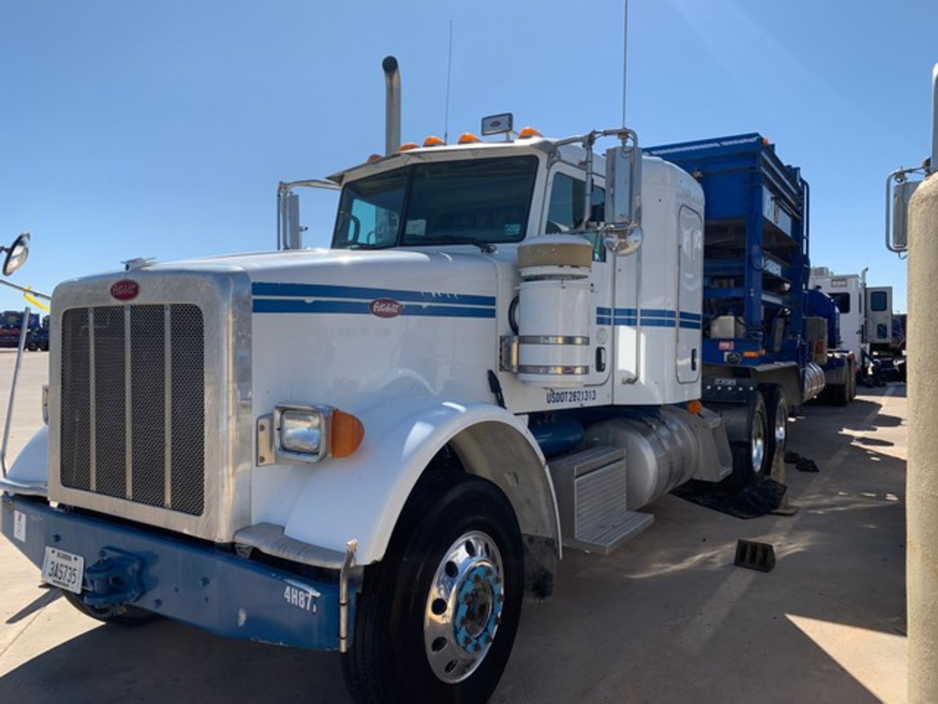 Located in YARD 2 - Odessa, TX (TRH379) (X) 2012 PETERBILT 367 T/A SLEEPER HAUL TRUCK, VIN- - Image 2 of 10