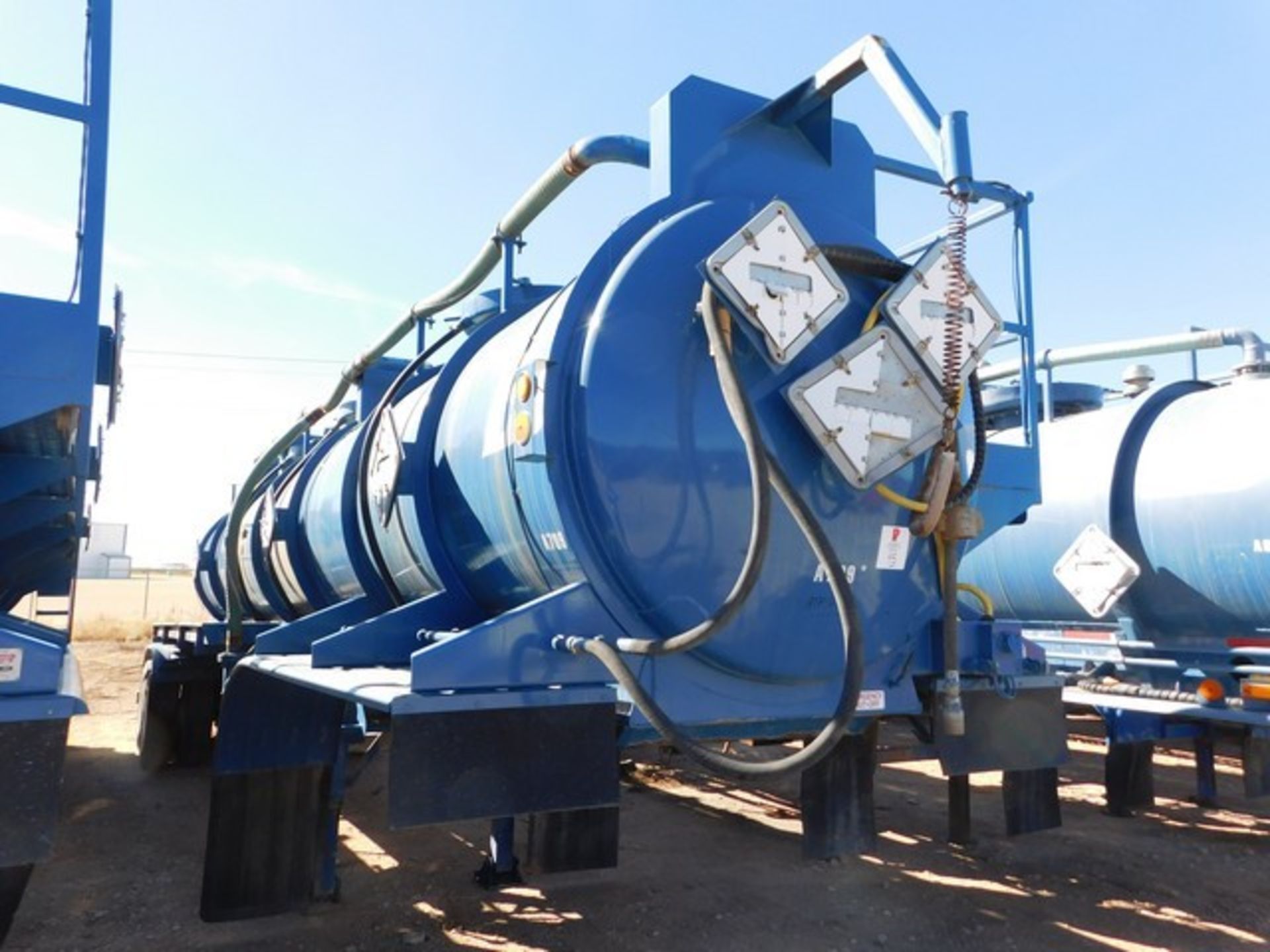 Located in YARD 2 - Odessa, TX (ATF025) (X) 2012 OVERLAND TANK 5000 GAL (3) COMPARTMENT ACID