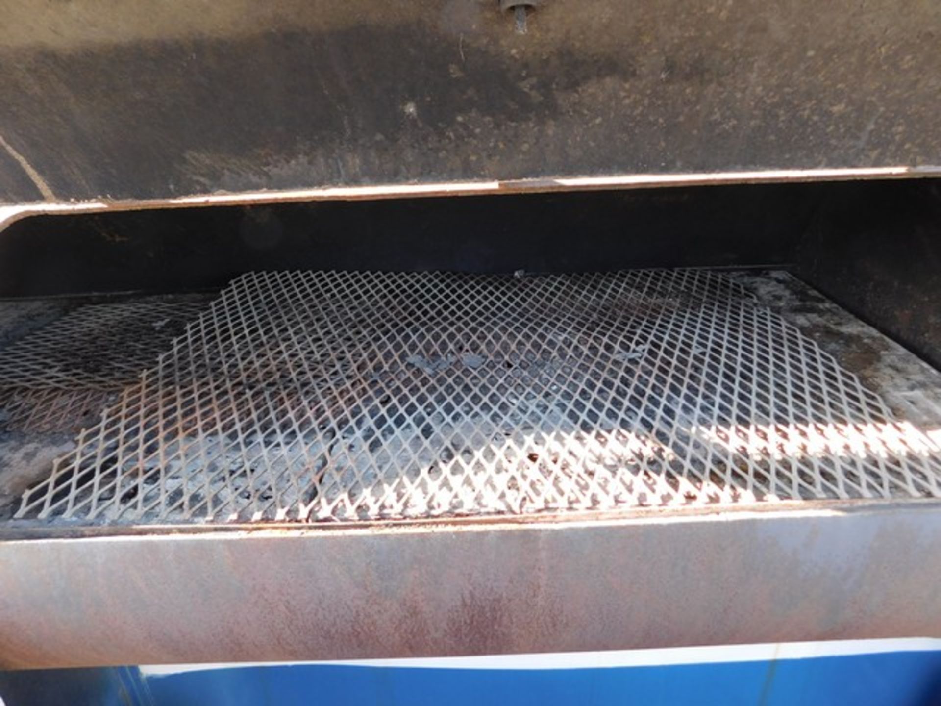 Located in YARD 2 - Odessa, TX (FUT015) (X) 1996 SHOPBUILT BBQ/ SMOKER TRAILER - Image 5 of 8