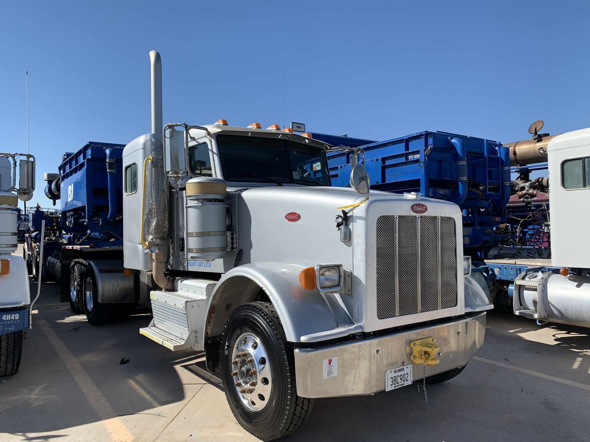 Located in YARD 2 - Odessa, TX (TRH113) (X) 2013 PETERBILT 367 T/A SLEEPER HAUL TRUCK, VIN-