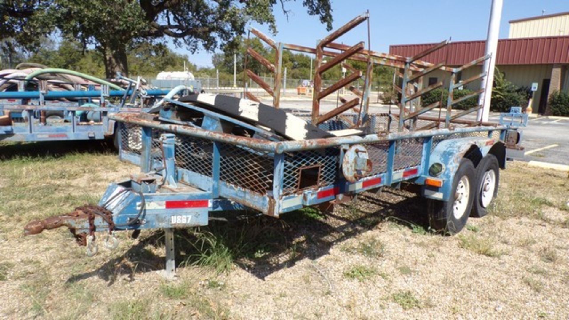 Located in YARD 19 - Wixon Valley, TX (FUF360) (X) 1994 BIG TEX T/A 6.5'W X 16'L BP TRAILER, VIN-