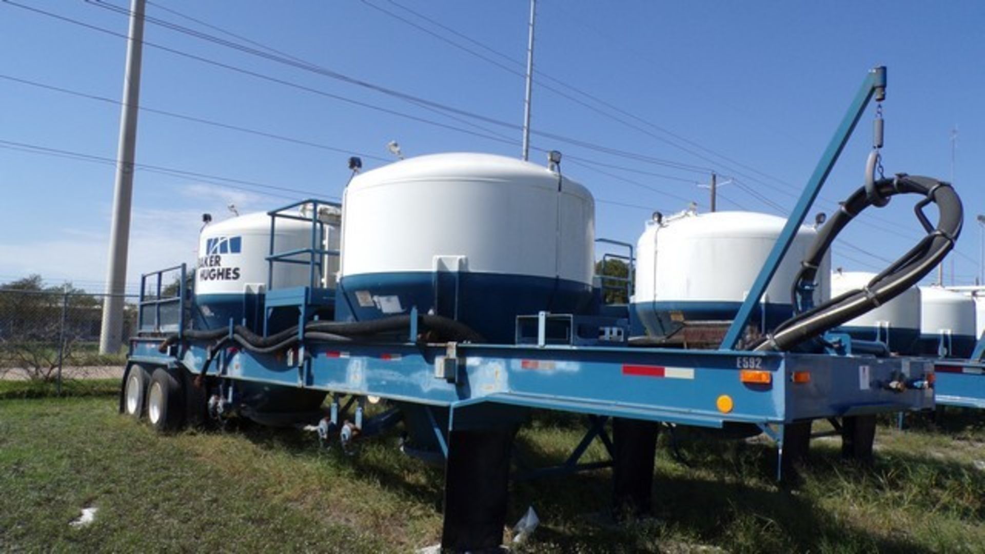 Located in YARD 19 - Wixon Valley, TX (CTF333) (X) 2008 WILCO FAB 600 T/A 2 POD BULK CEMENT TRAILER, - Image 2 of 4