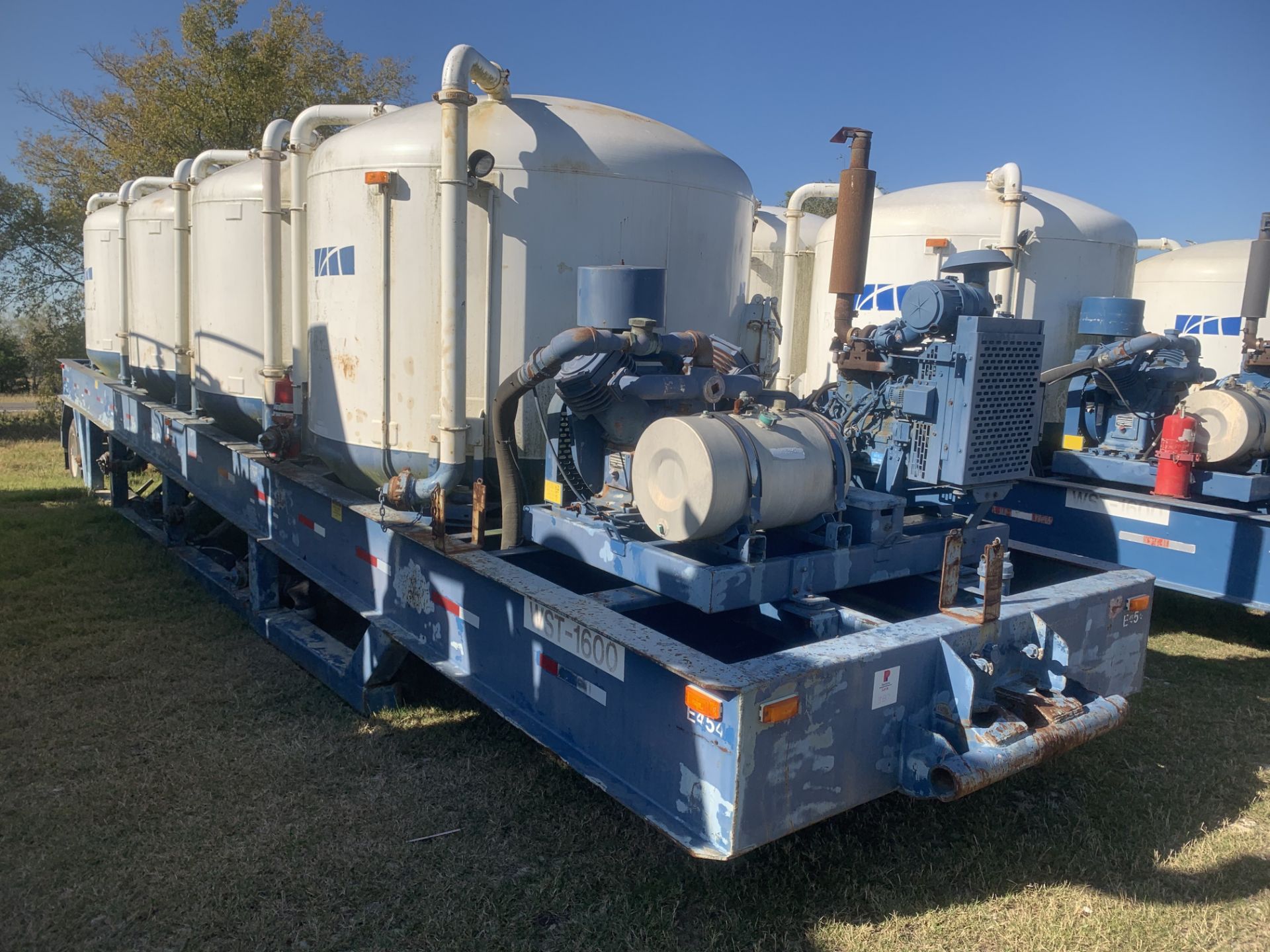 Located in YARD 19 - Wixon Valley, TX (CTF225) (X) 2006 WILCO FAB WST1600 S/A 4 POD BULK CEMENT