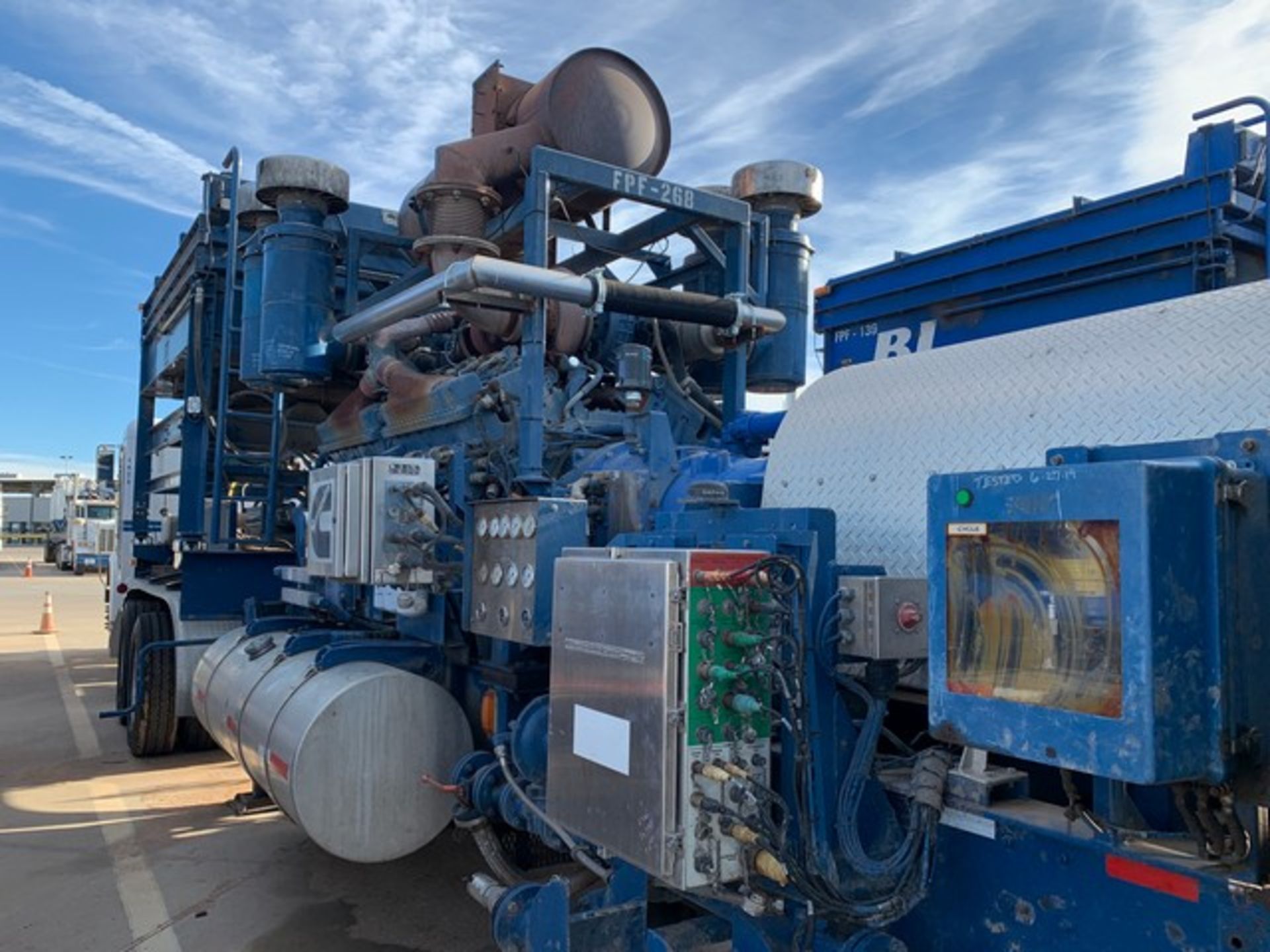 Located in YARD 2 - Odessa, TX (FPF268) 2017 GARDNER DENVER 2250T TRIPLEX FRAC PUMP, P/B CUMMINS - Image 9 of 9