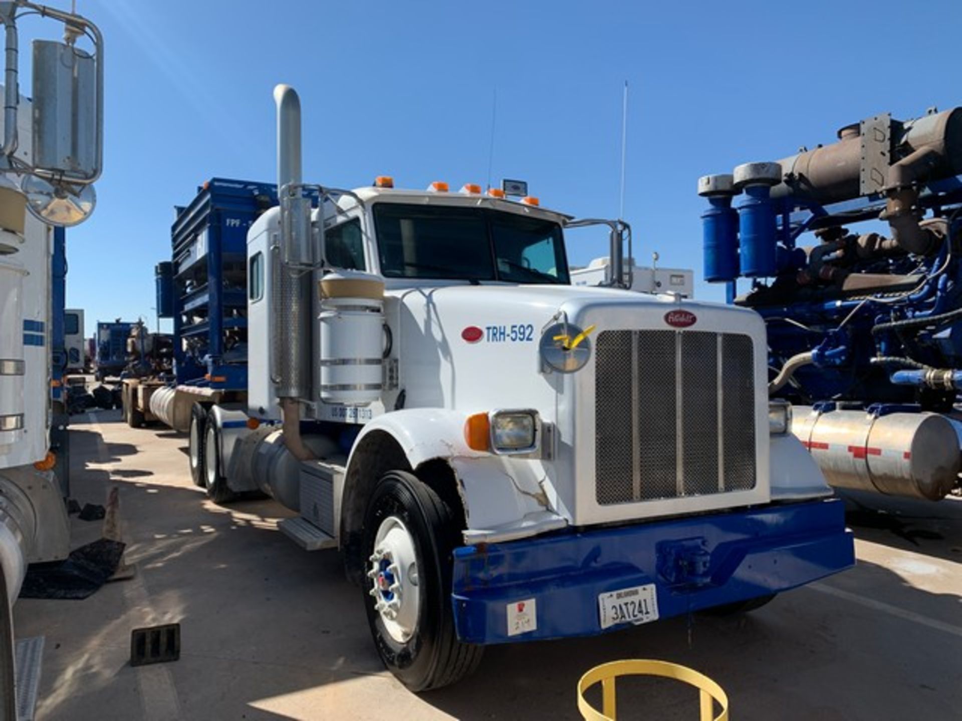 Located in YARD 2 - Odessa, TX (TRH592) (X) 2008 PETERBILT 367 T/A SLEEPER HAUL TRUCK, VIN-