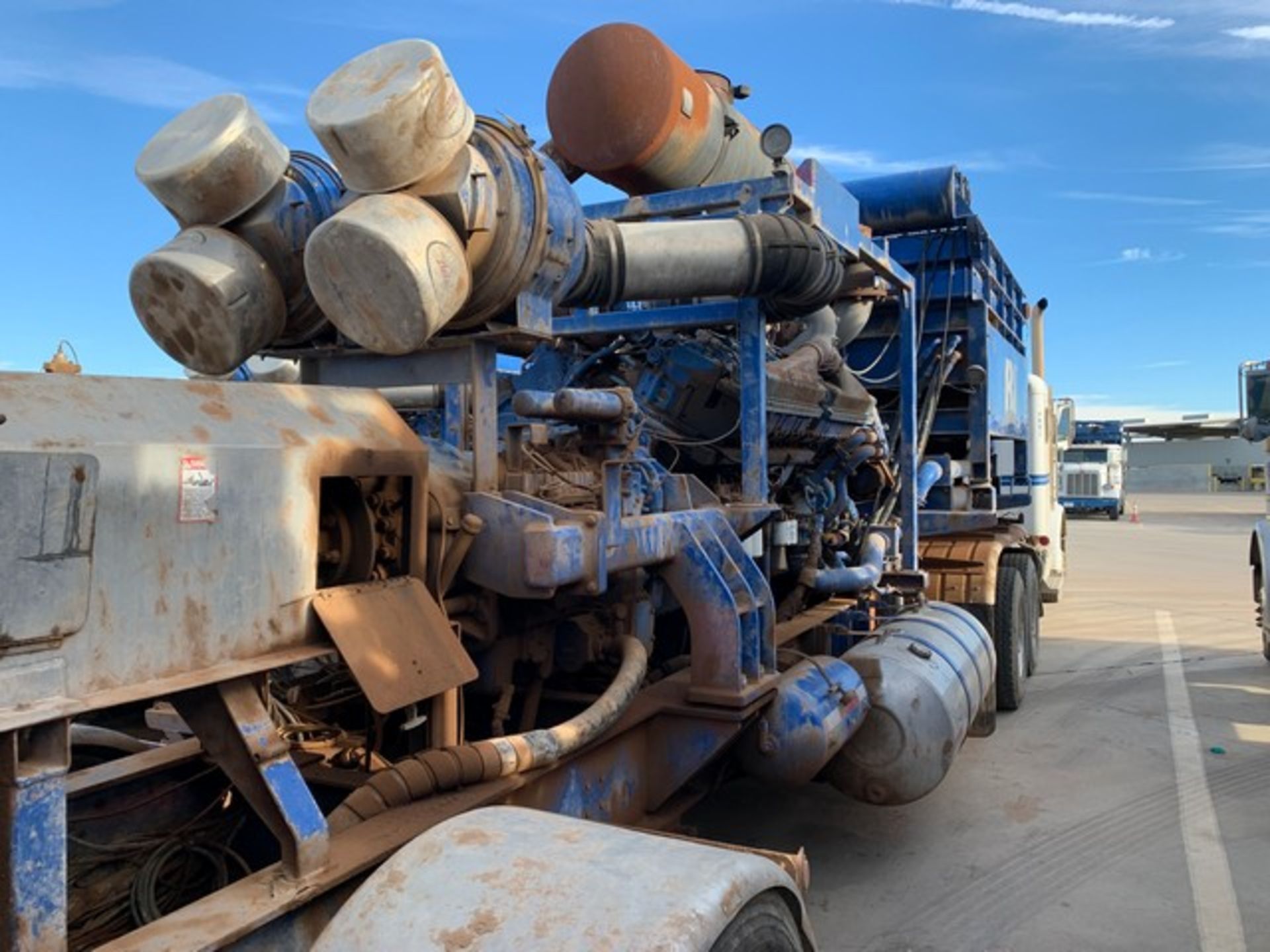 Located in YARD 2 - Odessa, TX (FPF055) 2013 GARDNER DENVER 2250T TRIPLEX FRAC PUMP, P/B CUMMINS - Bild 6 aus 9