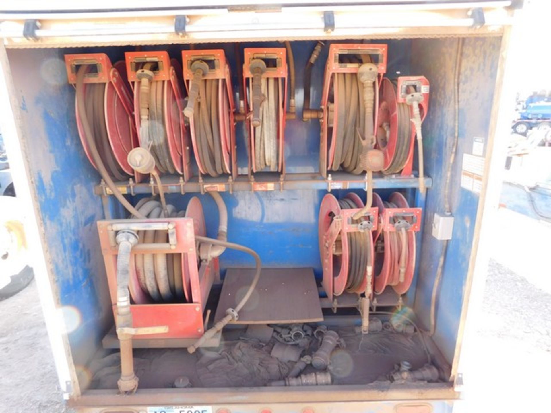 Located in YARD 2 - Odessa, TX (FUF110) (X) 2011 SAGE OIL VAC GN LUBE TRAILER, VIN- - Image 3 of 6