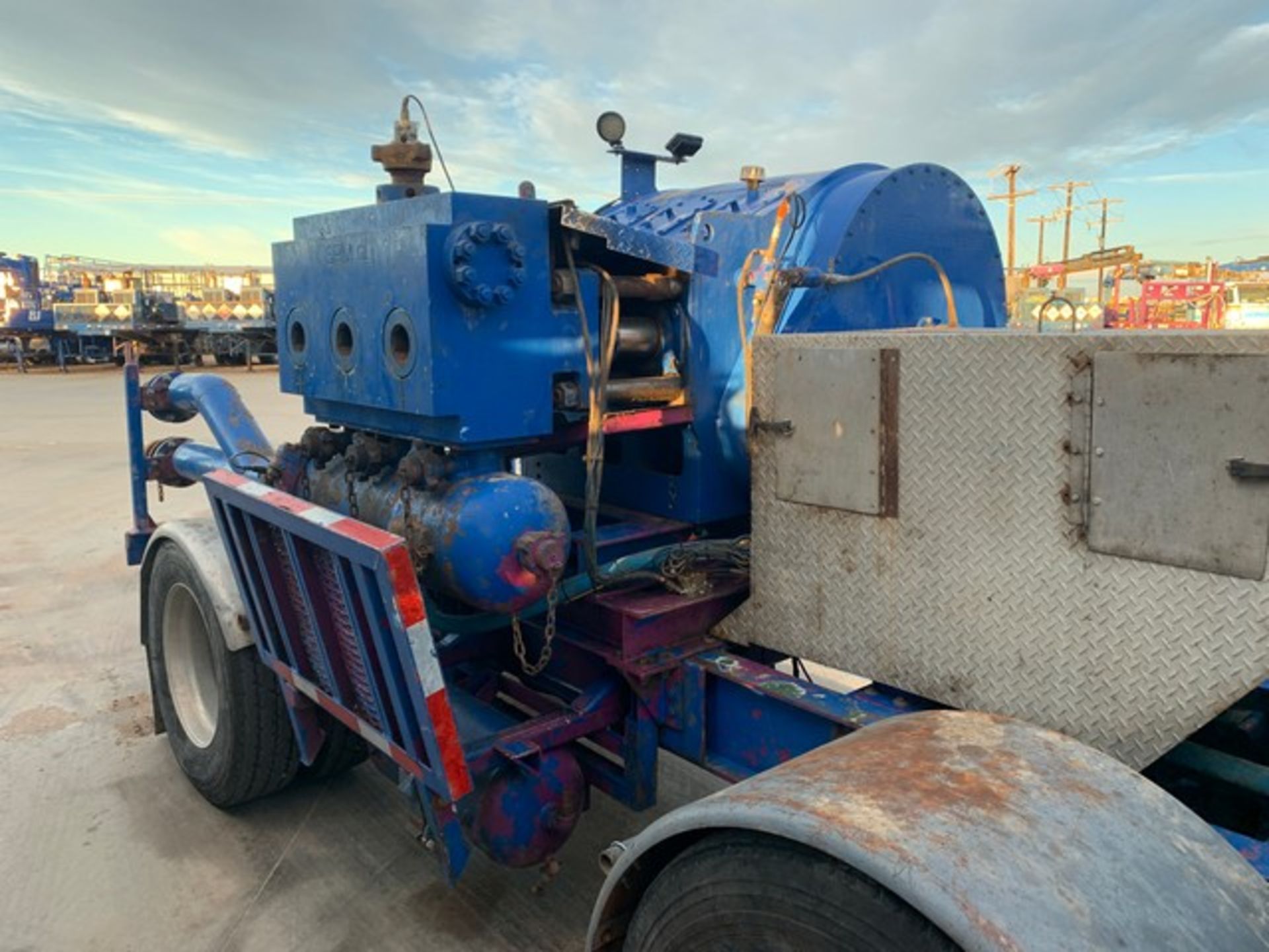 Located in YARD 2 - Odessa, TX (FPF001) 2011 GARDNER DENVER 2250 TRIPLEX FRAC PUMP, P/B CUMMINS - Image 3 of 9