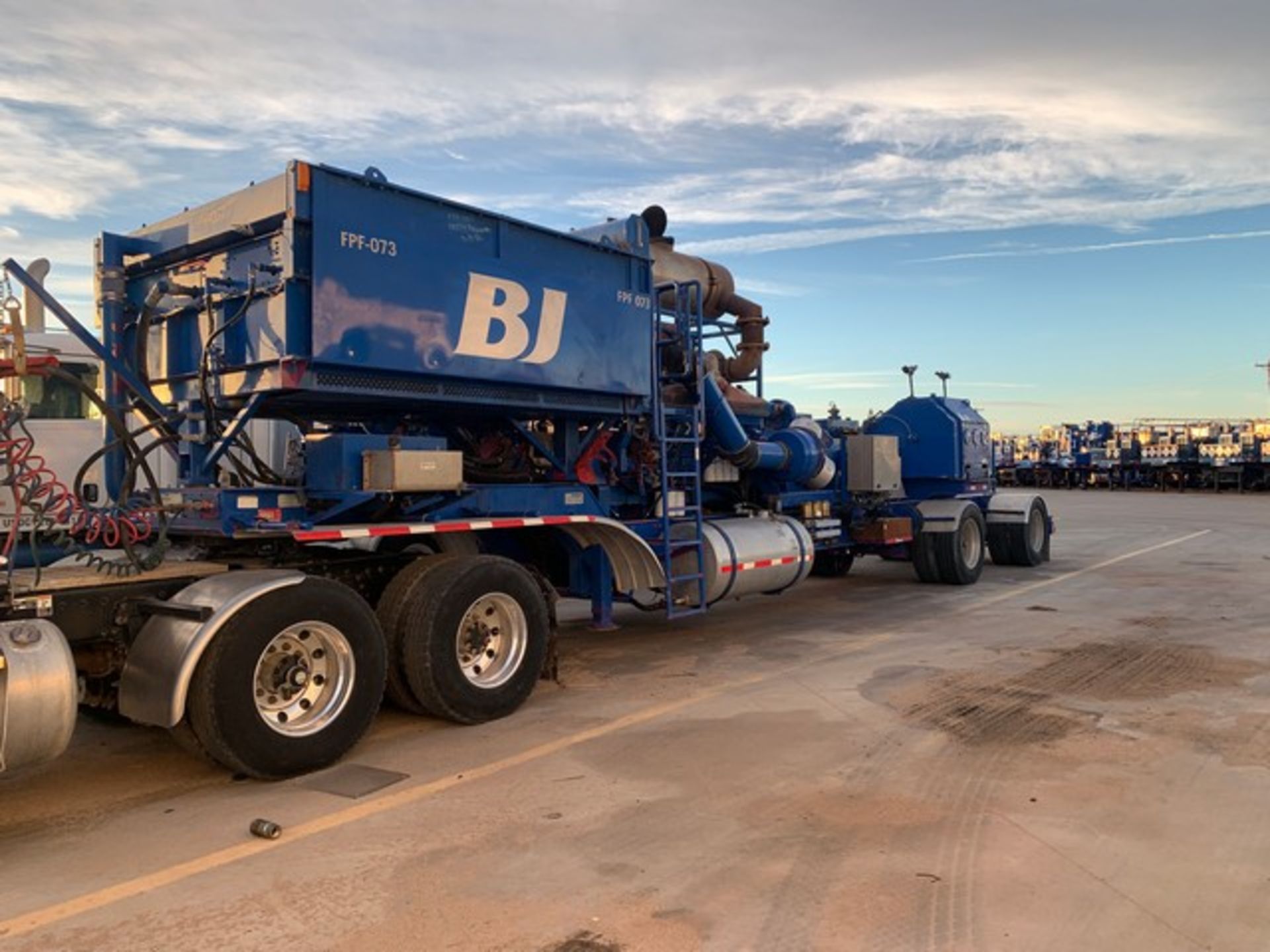 Located in YARD 2 - Odessa, TX (FPF073) 2012 SPM TWS2400 TRIPLEX FRAC PUMP, P/B CUMMINS QSK50 DIESEL - Image 5 of 7