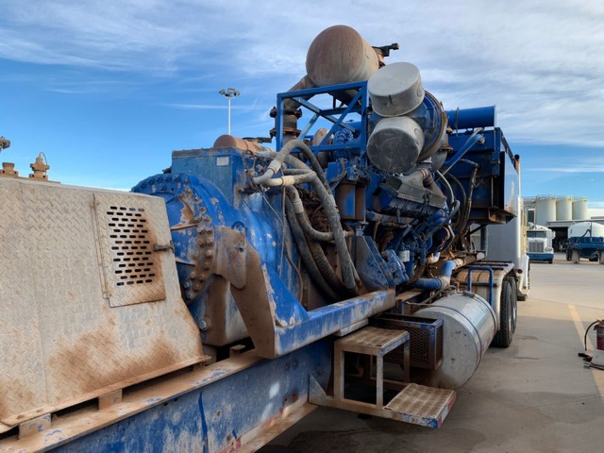 Located in YARD 2 - Odessa, TX (FPF066) 2012 GARDNER DENVER 2250T TRIPLEX FRAC PUMP, P/B CUMMINS - Image 6 of 9