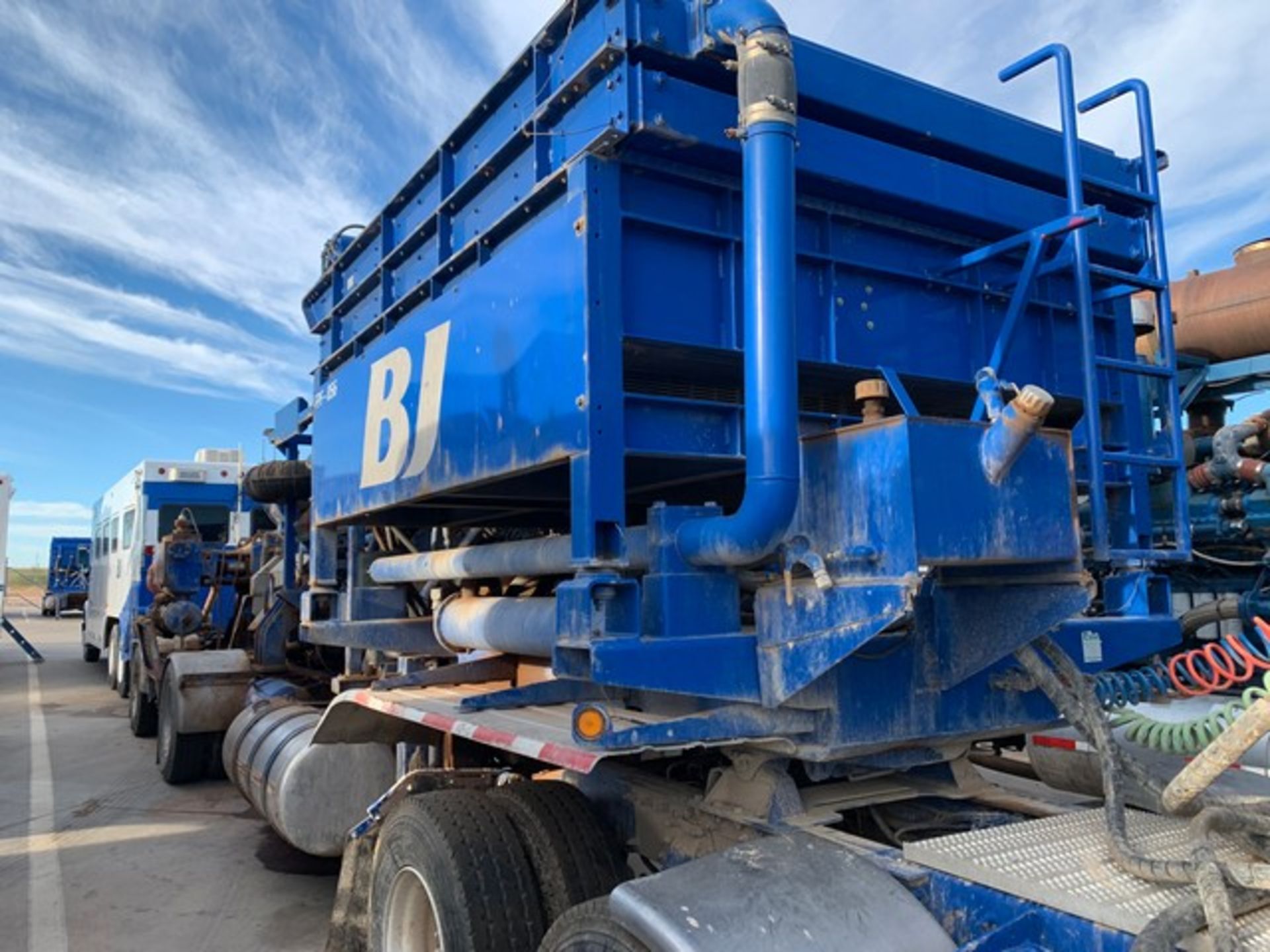 Located in YARD 2 - Odessa, TX (FPF056) 2017 GARDNER DENVER 2250T TRIPLEX FRAC PUMP, P/B CUMMINS - Image 7 of 9