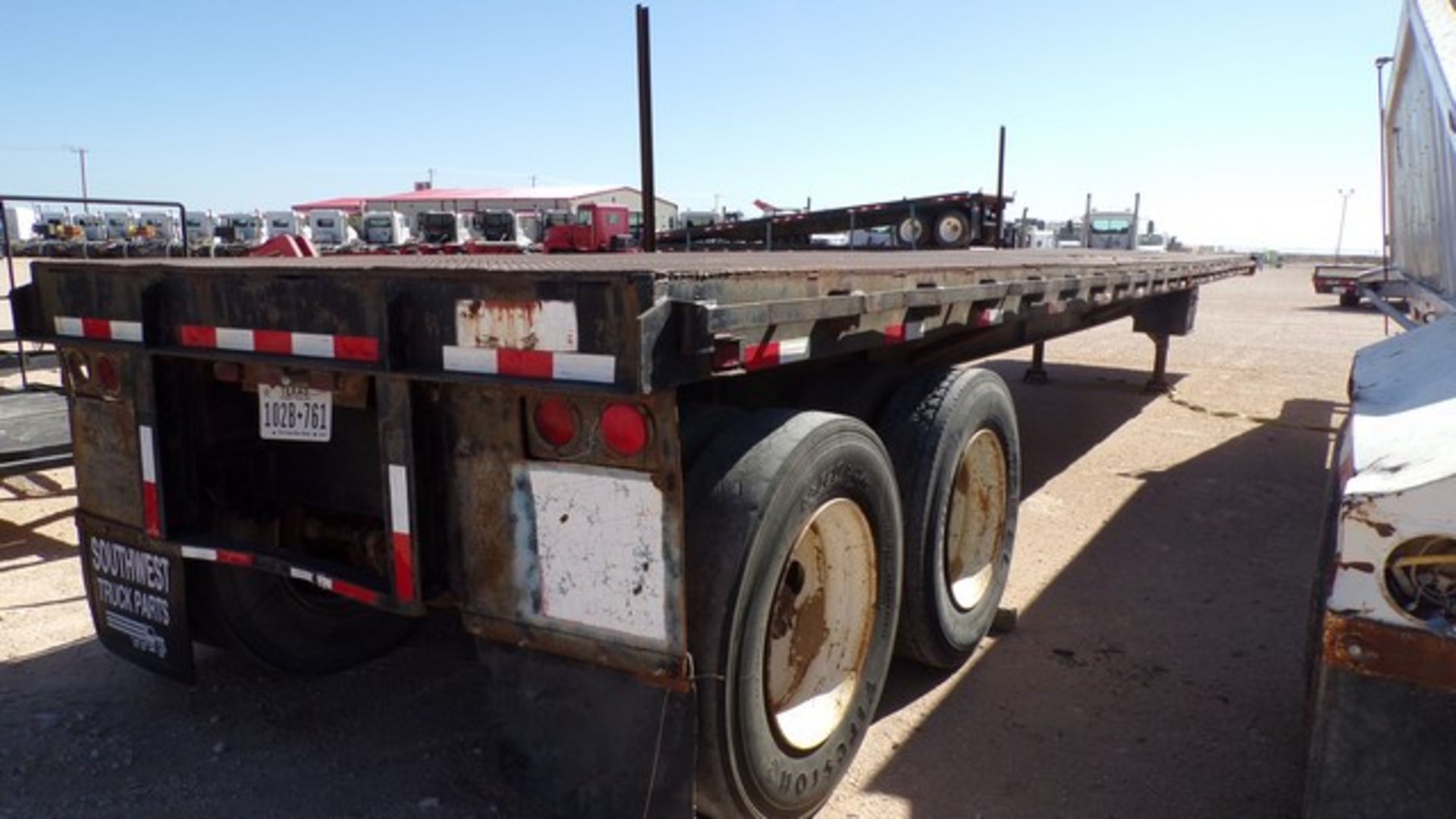 Located in YARD 1 - Midland, TX (2356) FRUEHAUF T/A TRAILER, 1980, VIN- FWV442101, 8'W X 45'L, SPRI - Bild 5 aus 5