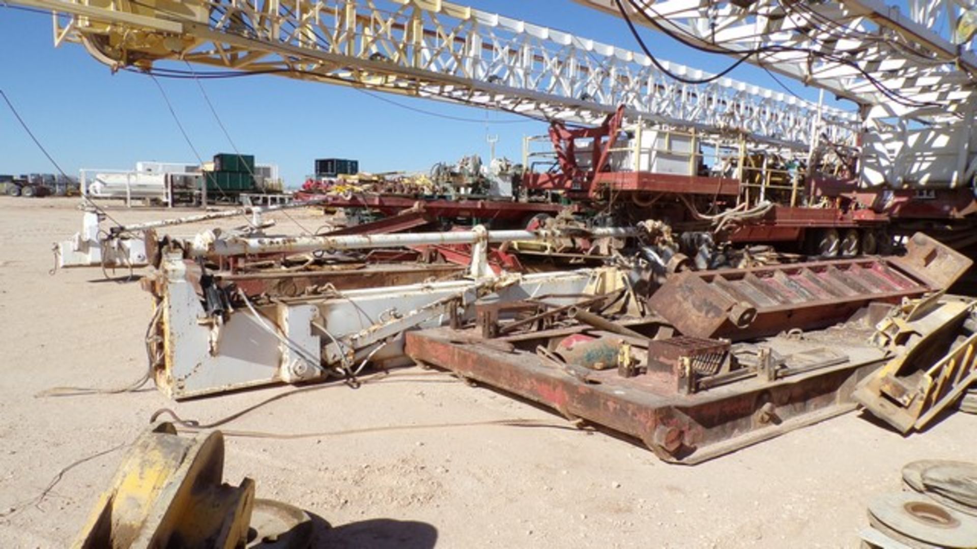 Located in YARD 17 - Midland, TX RIG TECH 400B 750HP, S/D DRAWWORKS, LEBUS F/ 1-1/8" LINE, EATON - Image 3 of 15