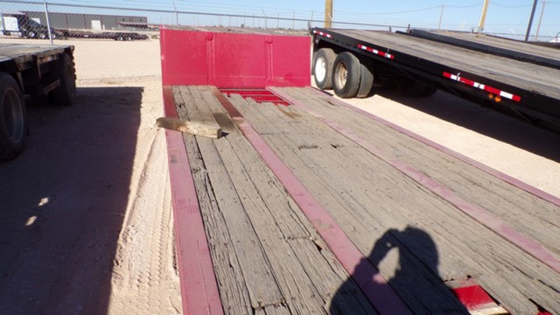 Located in YARD 1 - Midland, TX DBL DROP 3 AXLE EQUIPMENT TRAILER, VIN- , 21.4' LOAD DECK, 41' - Image 6 of 6