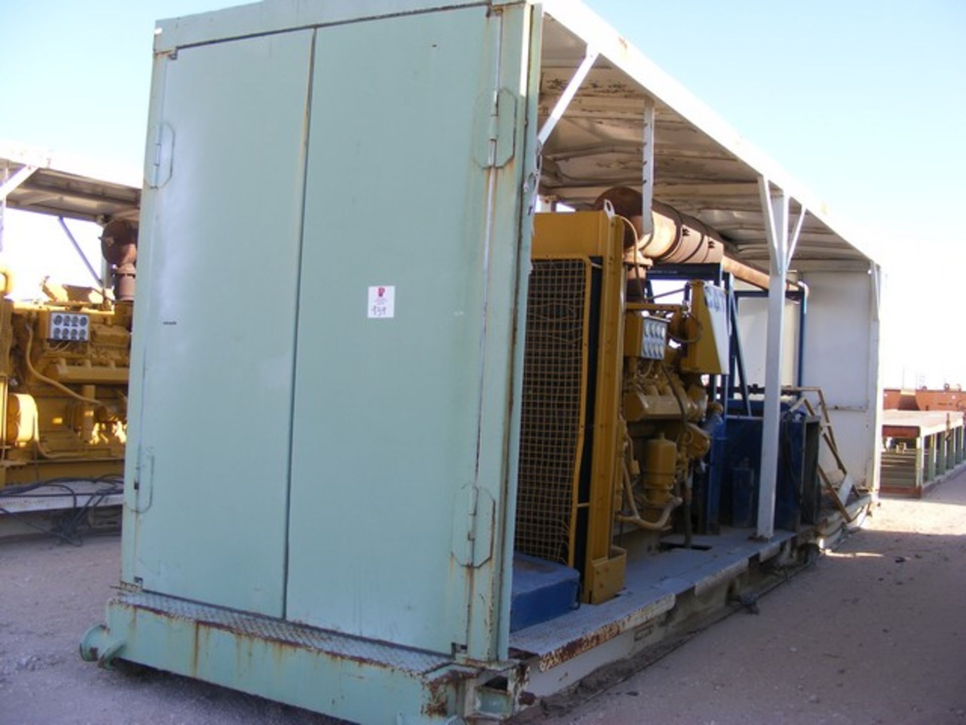 Located in YARD 1 - Midland, TX (2422) NATIONAL SECTIONAL DRIVE COMPOUND P/B CAT D379 DIESEL ENGINE,