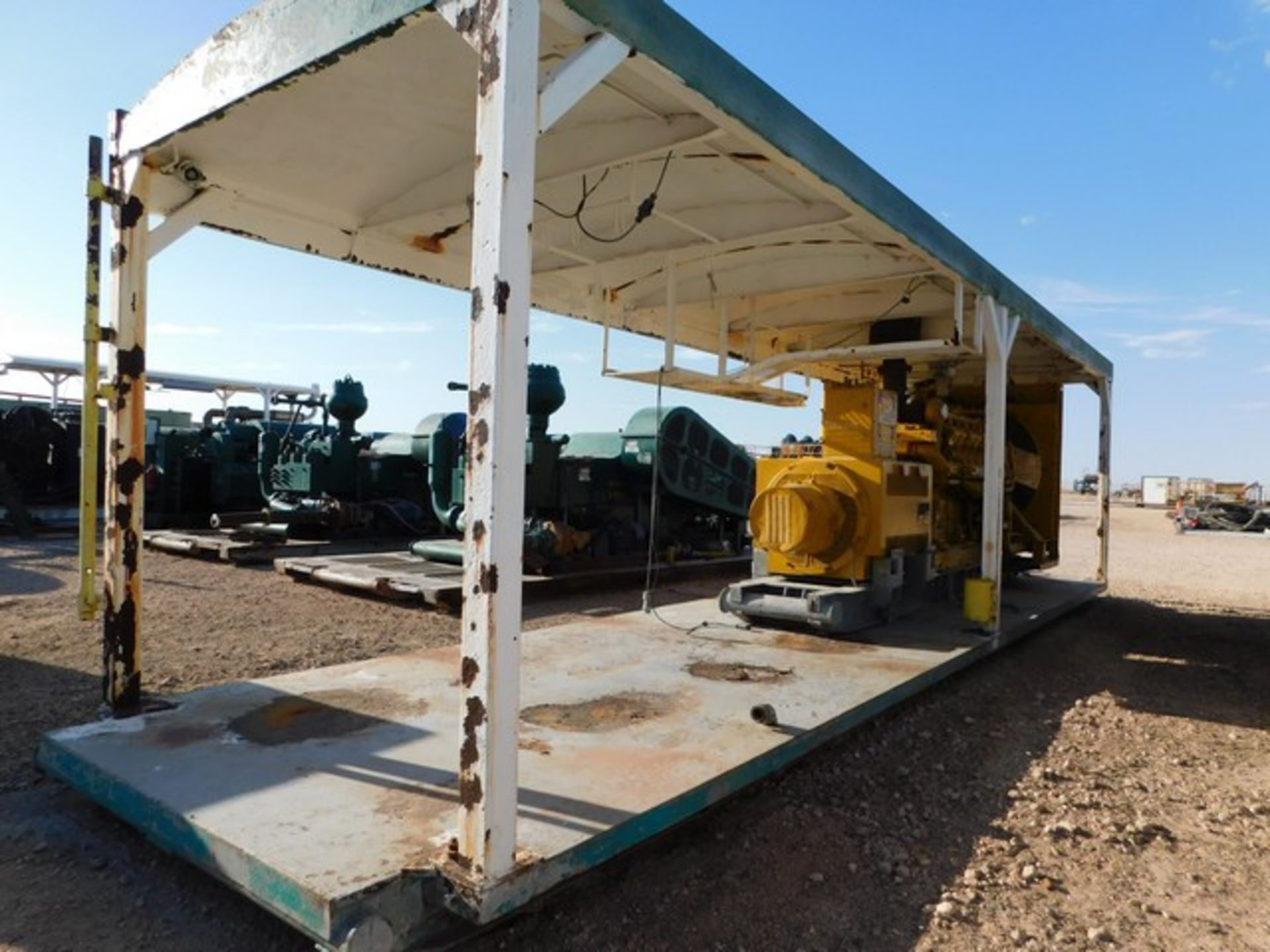 Located in YARD 1 - Midland, TX (2944) GENERAL ELECTRIC 930 KW AC GENERATOR, SN- 8415101, (3) PH, - Image 6 of 7