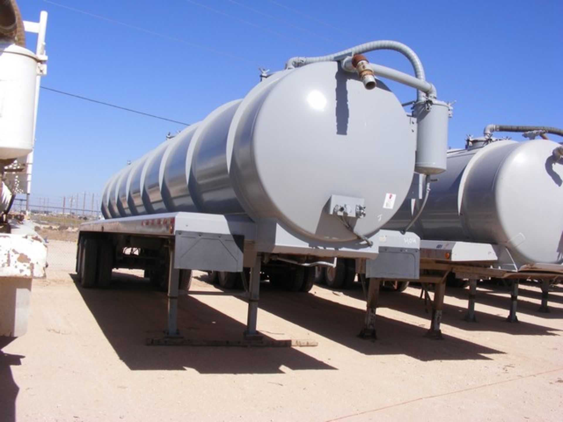 Located in YARD 1 - Midland, TX (404) (X) 2014 TANKO 130 BBL T/A VAC TRAILER, VIN- - Image 2 of 5