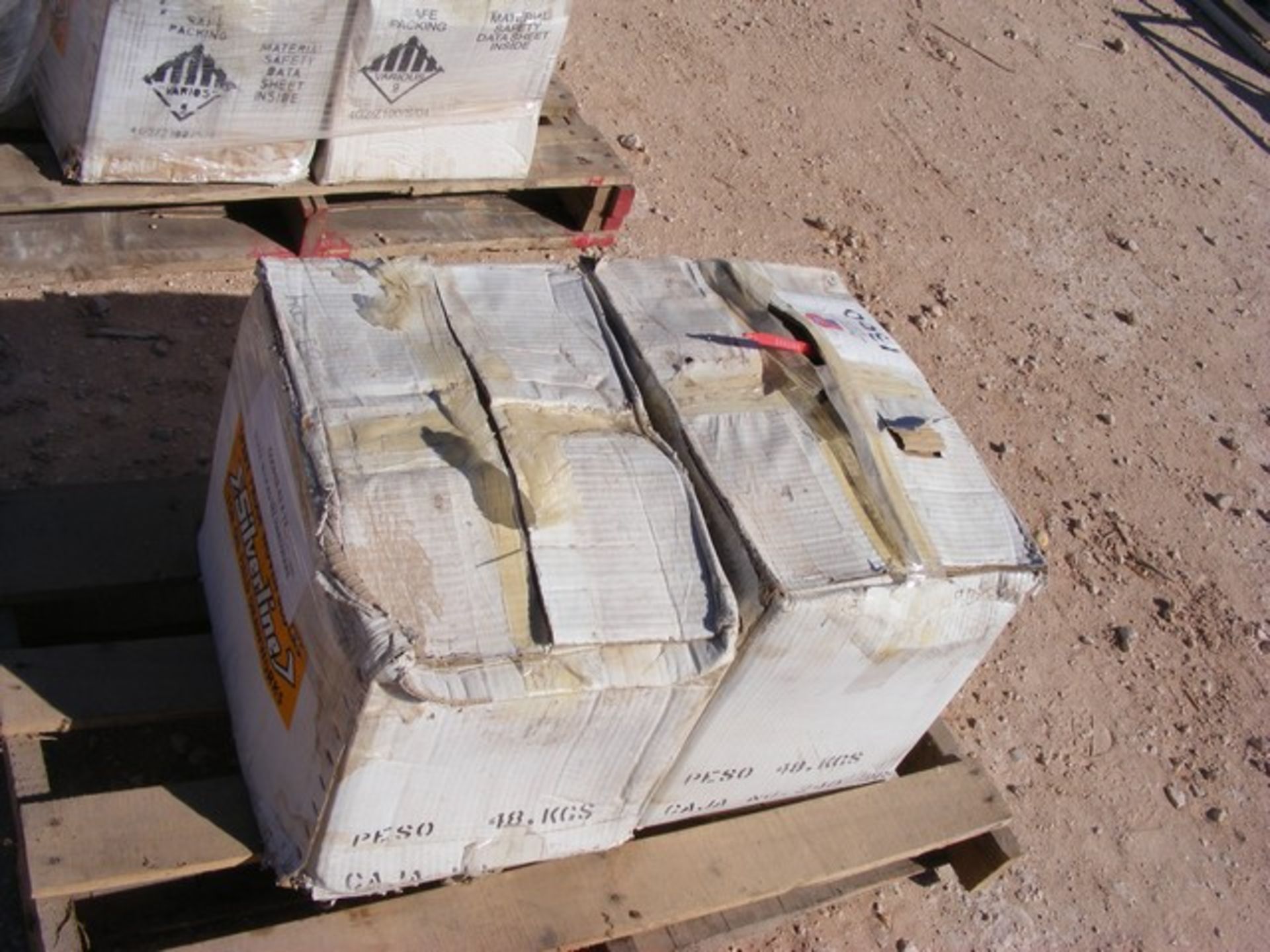 Located in YARD 1 - Midland, TX (2388) SET (2 BOXES) COOPER 42 X 12, 6 HOLE BRAKE BLOCKS W/ - Bild 3 aus 3