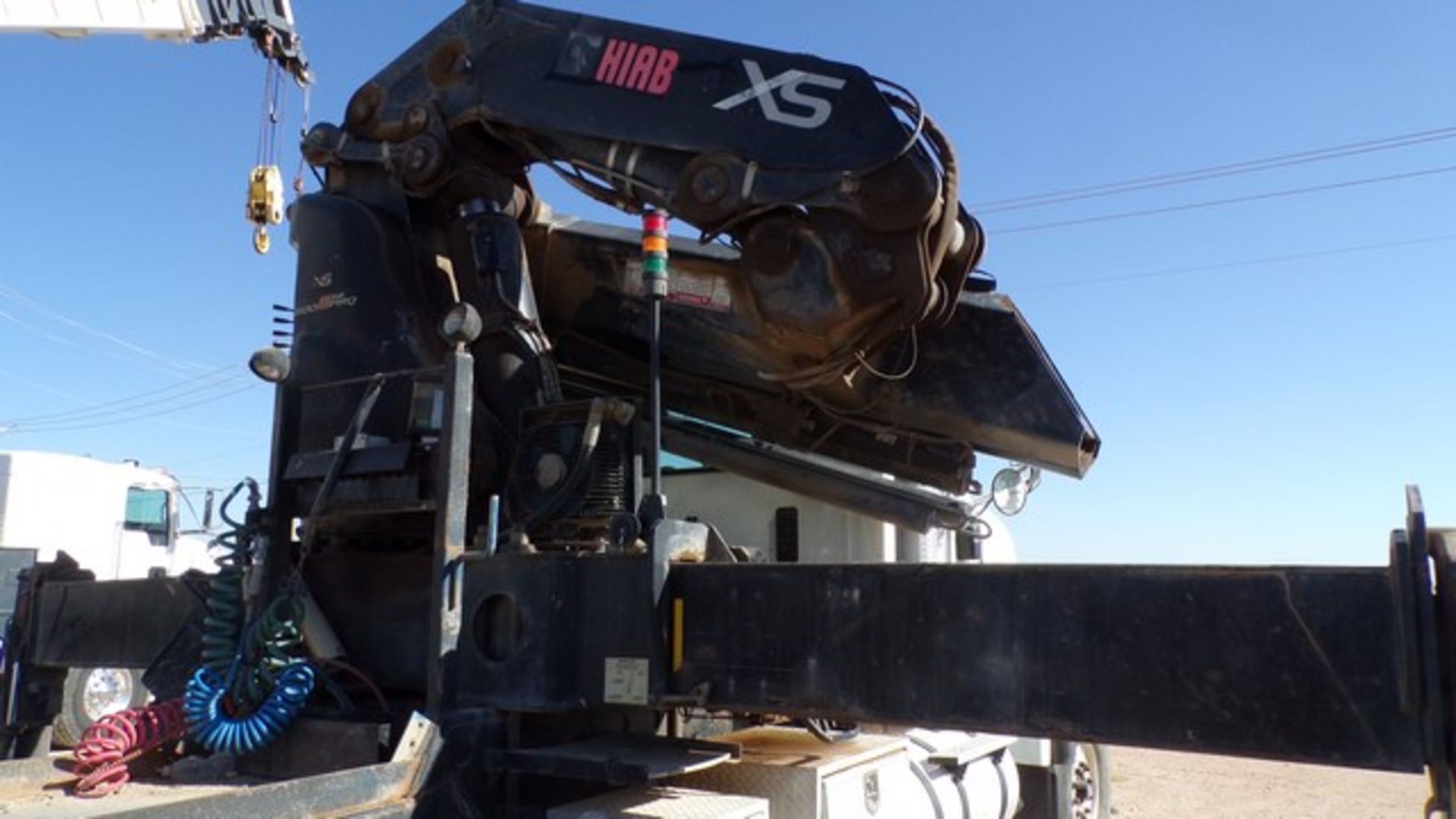 Located in YARD 1 - Midland, TX (X) (2178) INTERNATIONAL PAYSTAR DAYCAB T/A KNUCKLE BOOM TRUCK, VIN- - Bild 3 aus 11