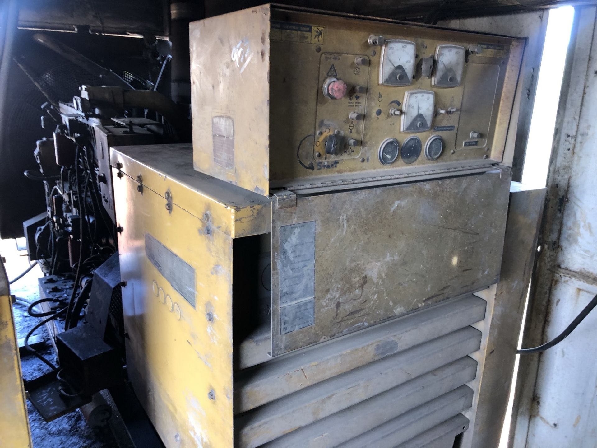 Located in YARD 20 - Merkel, TX CAT 3406/ SR4 GENERATOR, SYLVANIA 480V TRANSFORMER (NOTE: $800 - Image 4 of 5