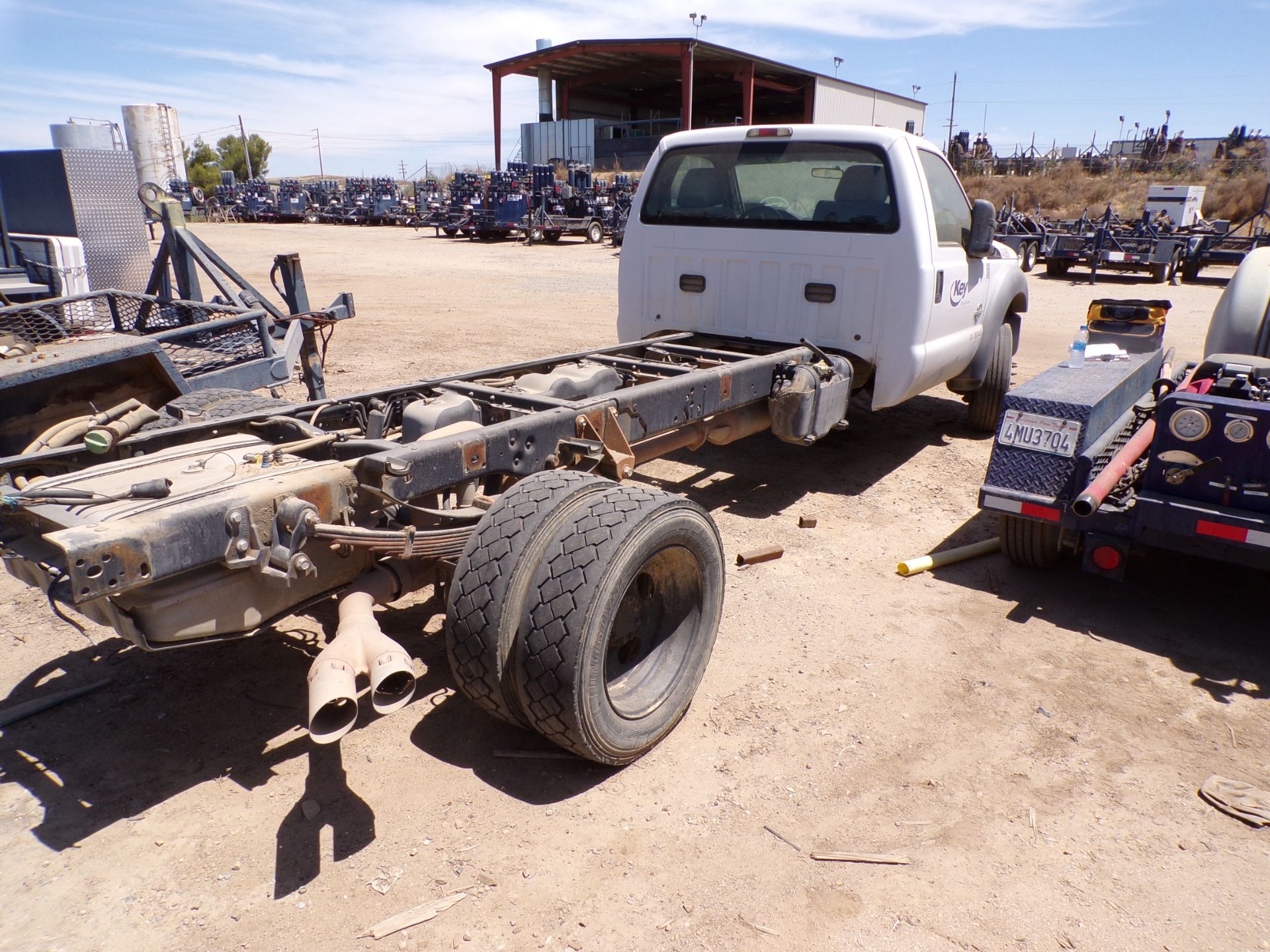 Located in YARD 14 - Bakersfield, CA (1418597) (X) 2012 FORD F450 3X4 STANDARD CAB PICKUP, VIN- - Image 5 of 6