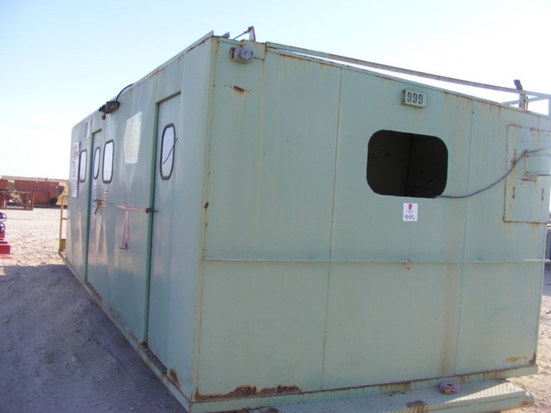 Located in YARD 1 - Midland, TX (2277) 9'H X 10'W X 25'L FLAT TOP DOGHOUSE W/ 4'L PORCH EXTENSION,