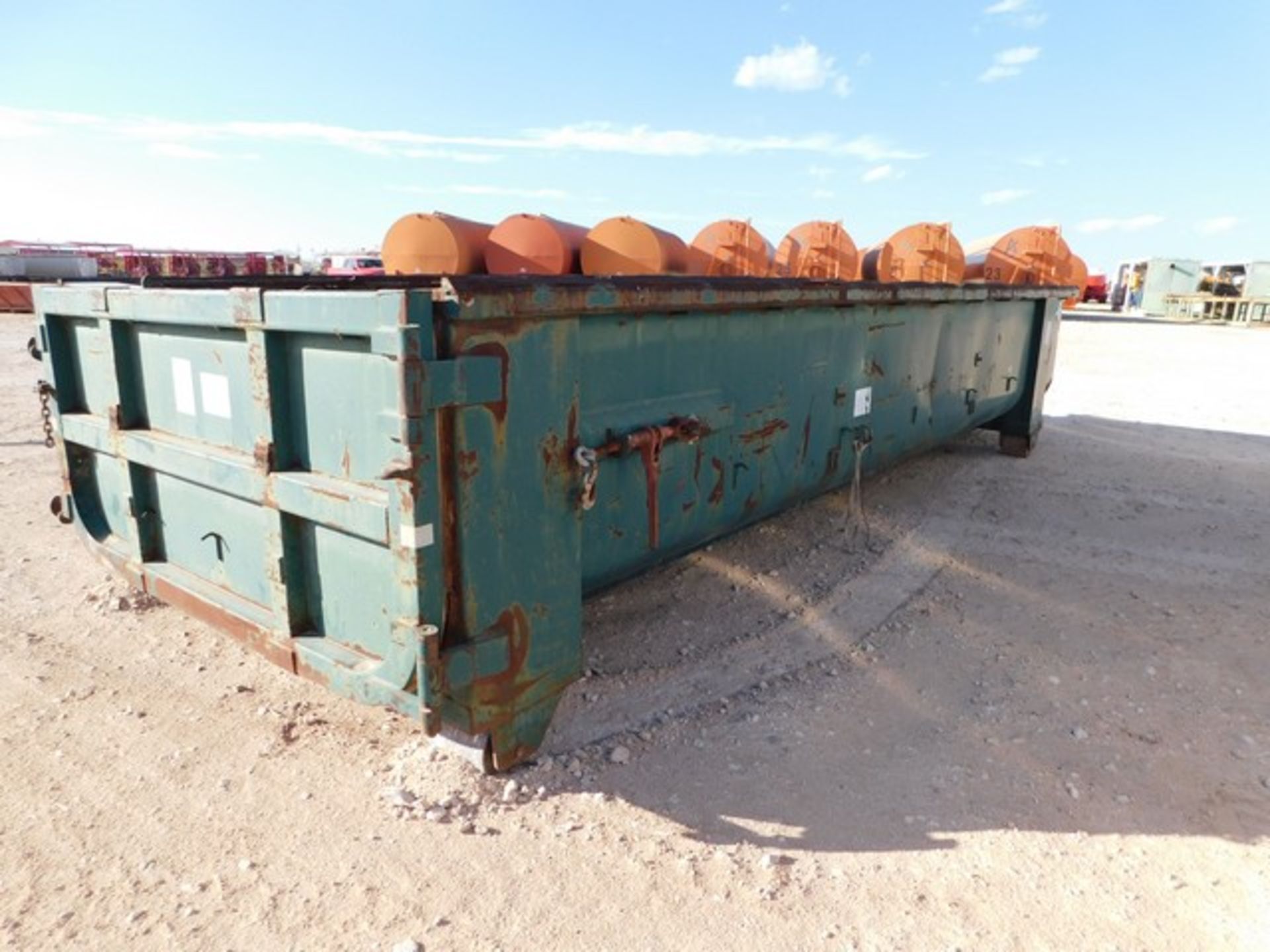 Located in YARD 1 - Midland, TX (6061) WASTEQUIP MAY FAB, ROLL OFF BIN, SN- 020K, 4.4'H X 8.2'W X - Image 4 of 5